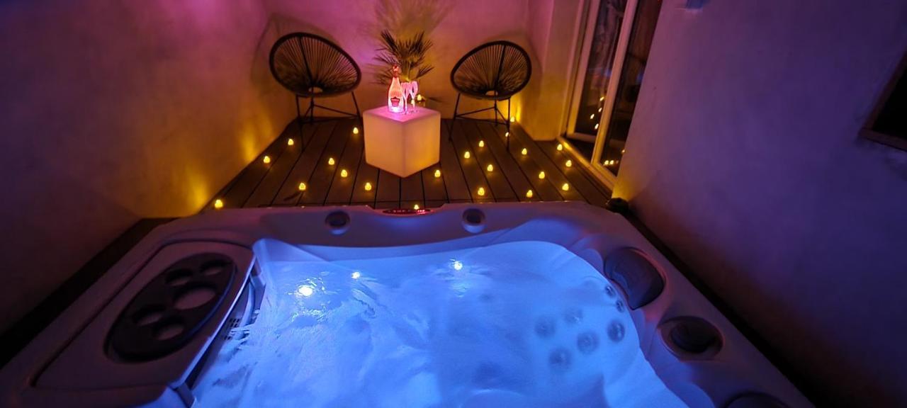 L'Acqua Dolce - La Rochelle - Ile De Re - Jacuzzi Apartment Bagian luar foto